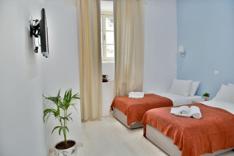Hotel Douskos Port House à Hydra  Extérieur photo