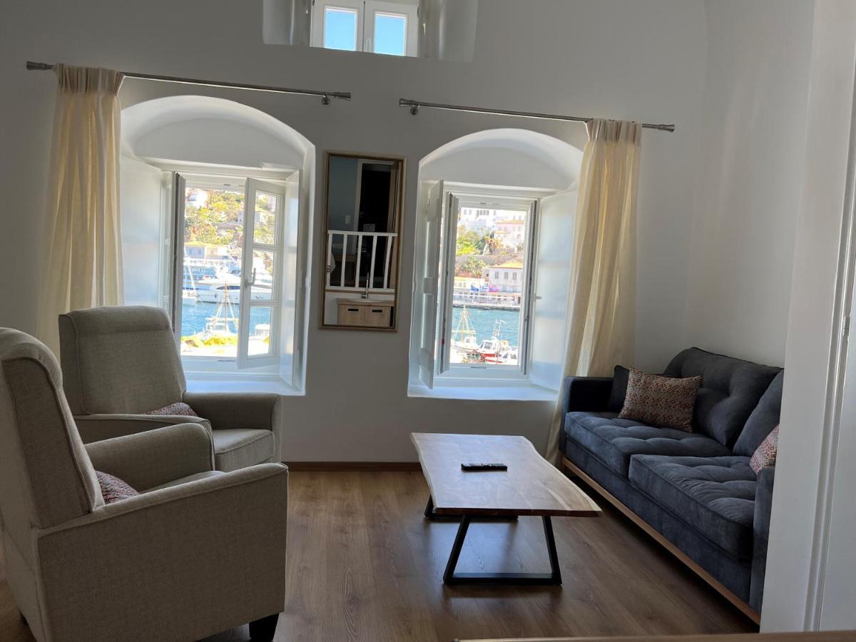 Hotel Douskos Port House à Hydra  Extérieur photo