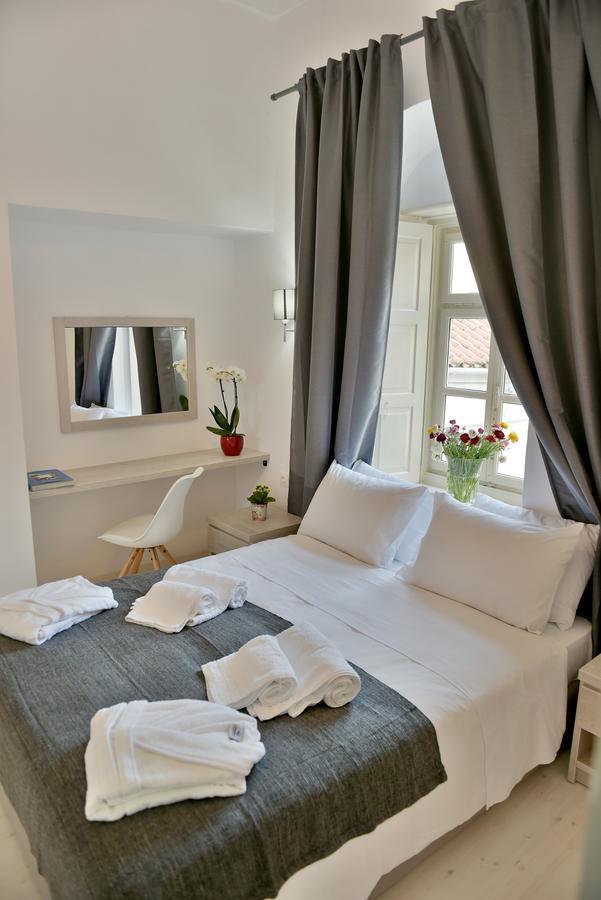 Hotel Douskos Port House à Hydra  Extérieur photo